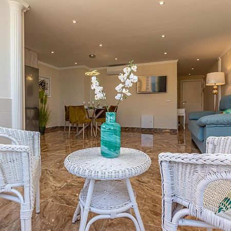 Costa Paradise - Beachfront Apartment Fuengirola Buitenkant foto