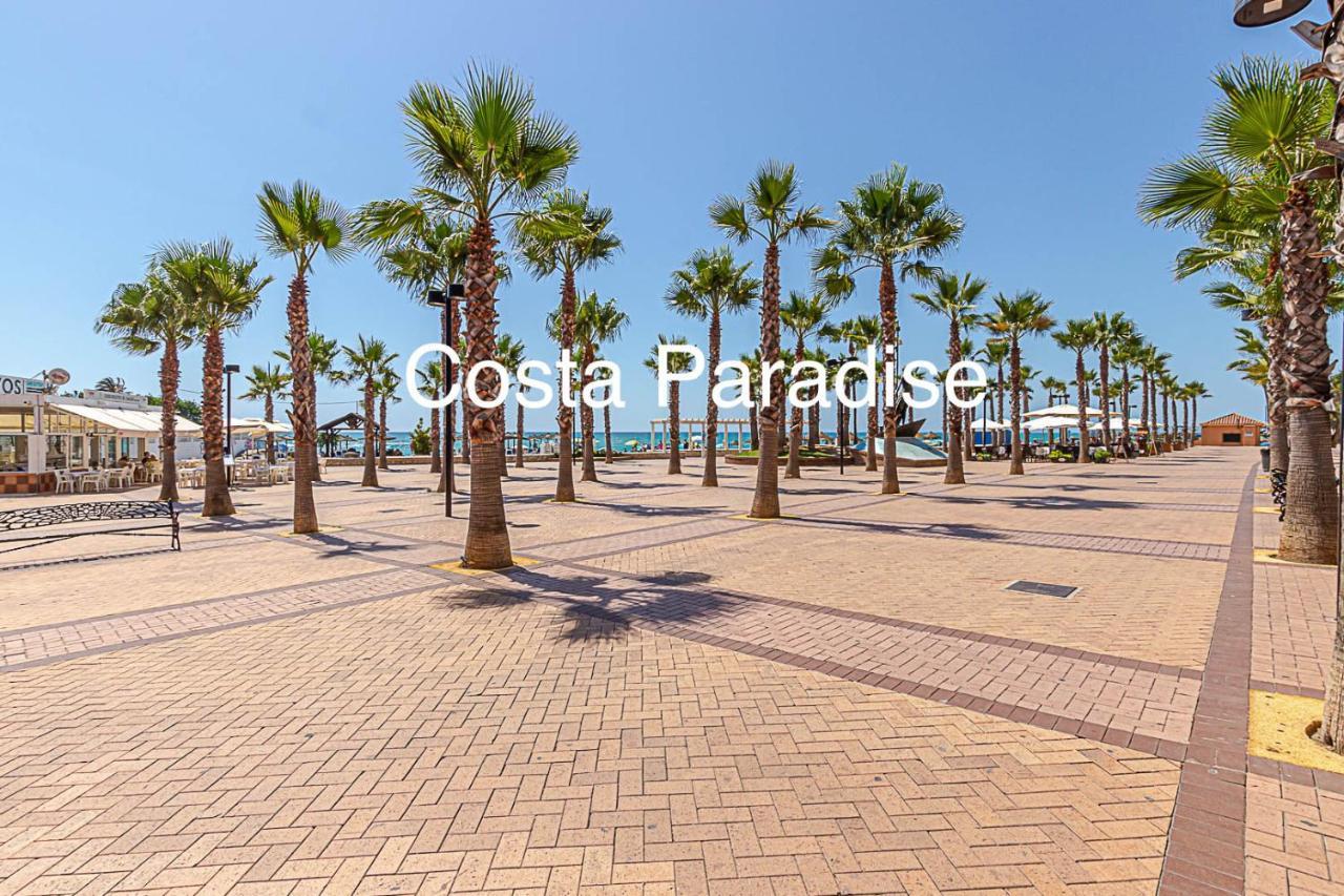 Costa Paradise - Beachfront Apartment Fuengirola Buitenkant foto