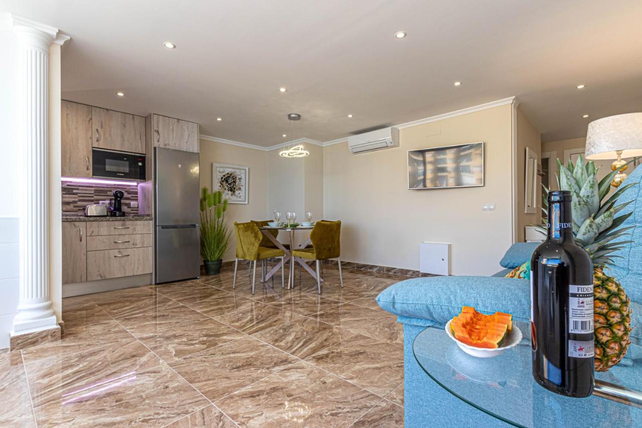 Costa Paradise - Beachfront Apartment Fuengirola Buitenkant foto